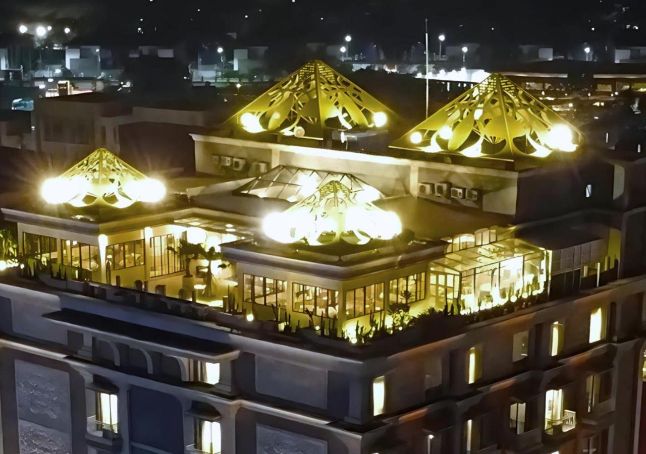 The Grantage Hotel & Sky Lounge Serpong Exterior photo