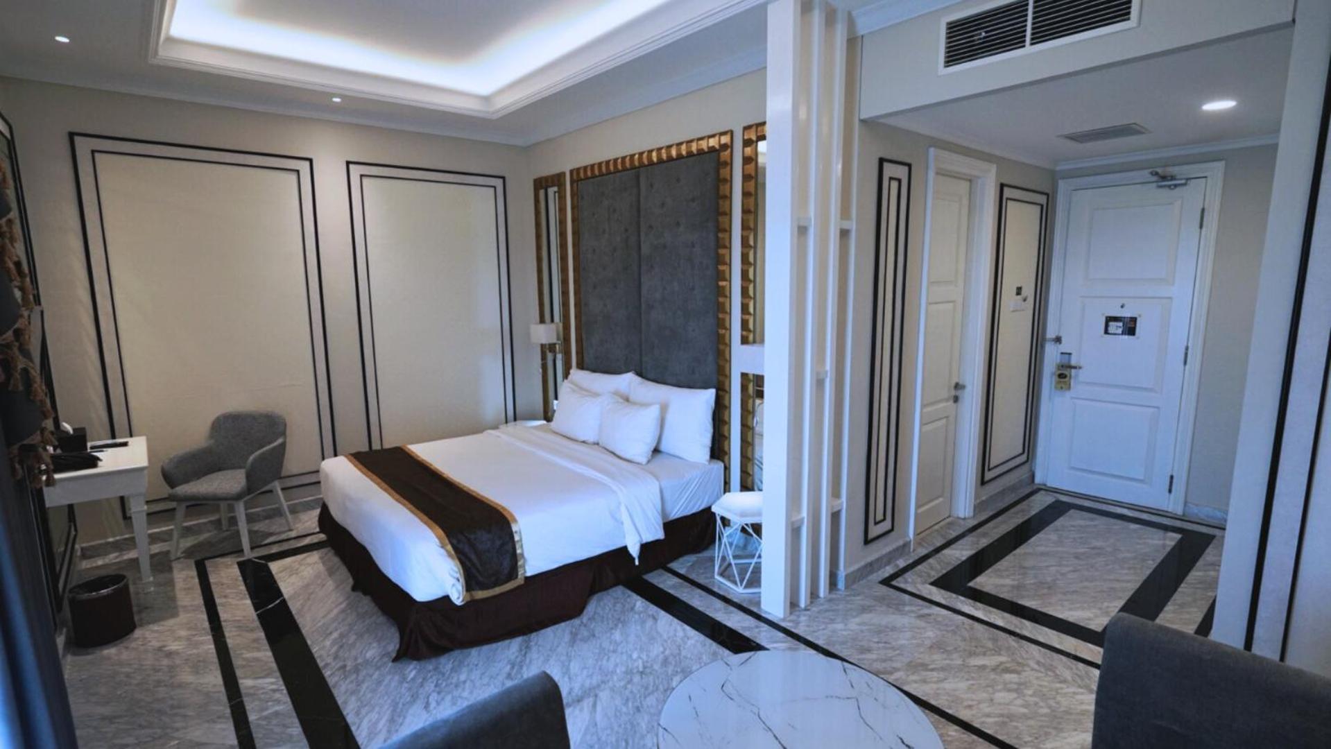 The Grantage Hotel & Sky Lounge Serpong Exterior photo